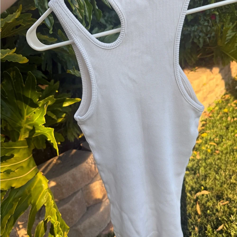 Agolde Cream Ribbed Racerback Tank - Picture 3 of 7